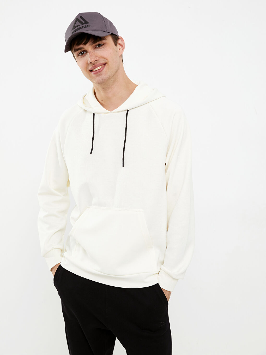 Ekru Uzun Kollu Erkek Hoodie