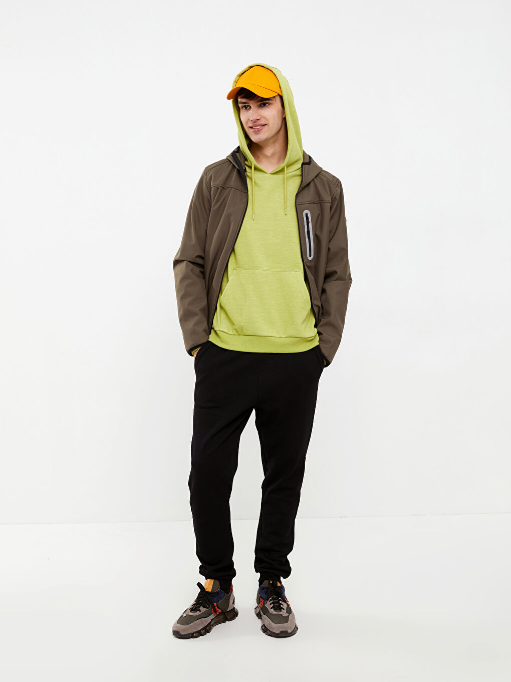 Siyah Standart Kalıp Erkek Eşofman Altı