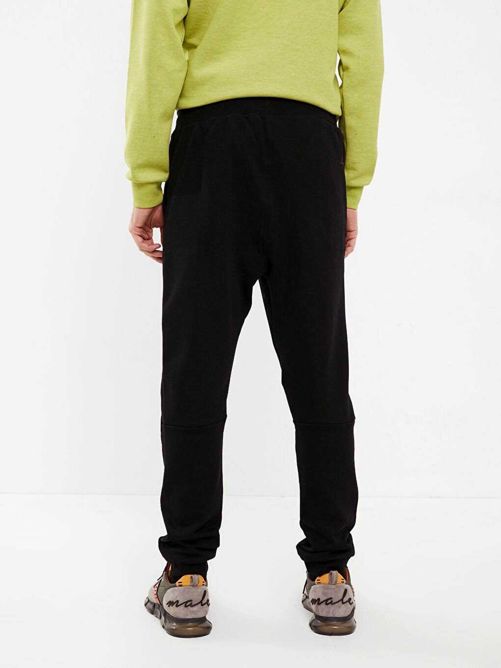 Siyah Standart Kalıp Erkek Eşofman Altı-4