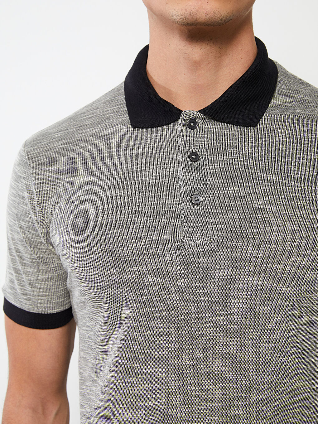 تيشيرت ياقة بولو كم قصير للرجال-3