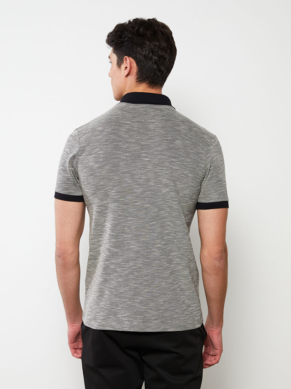 تيشيرت ياقة بولو كم قصير للرجال-4