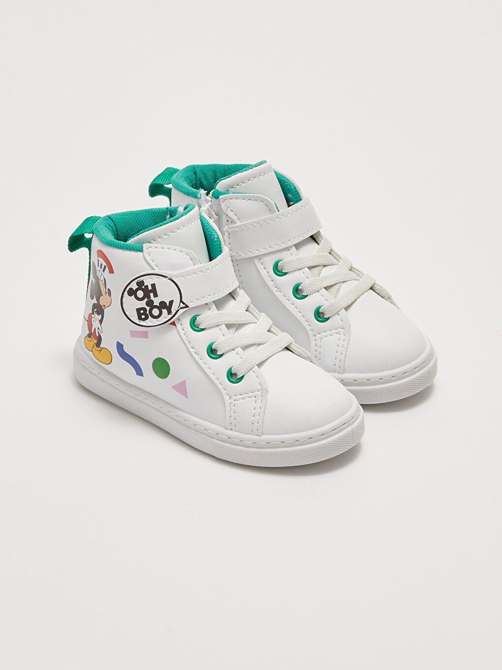 پێڵاوی وەرزشی منداڵی کوڕ بە قەیتان و قایشی ڤێلکڕۆ مۆڵەتی میکی ماوس