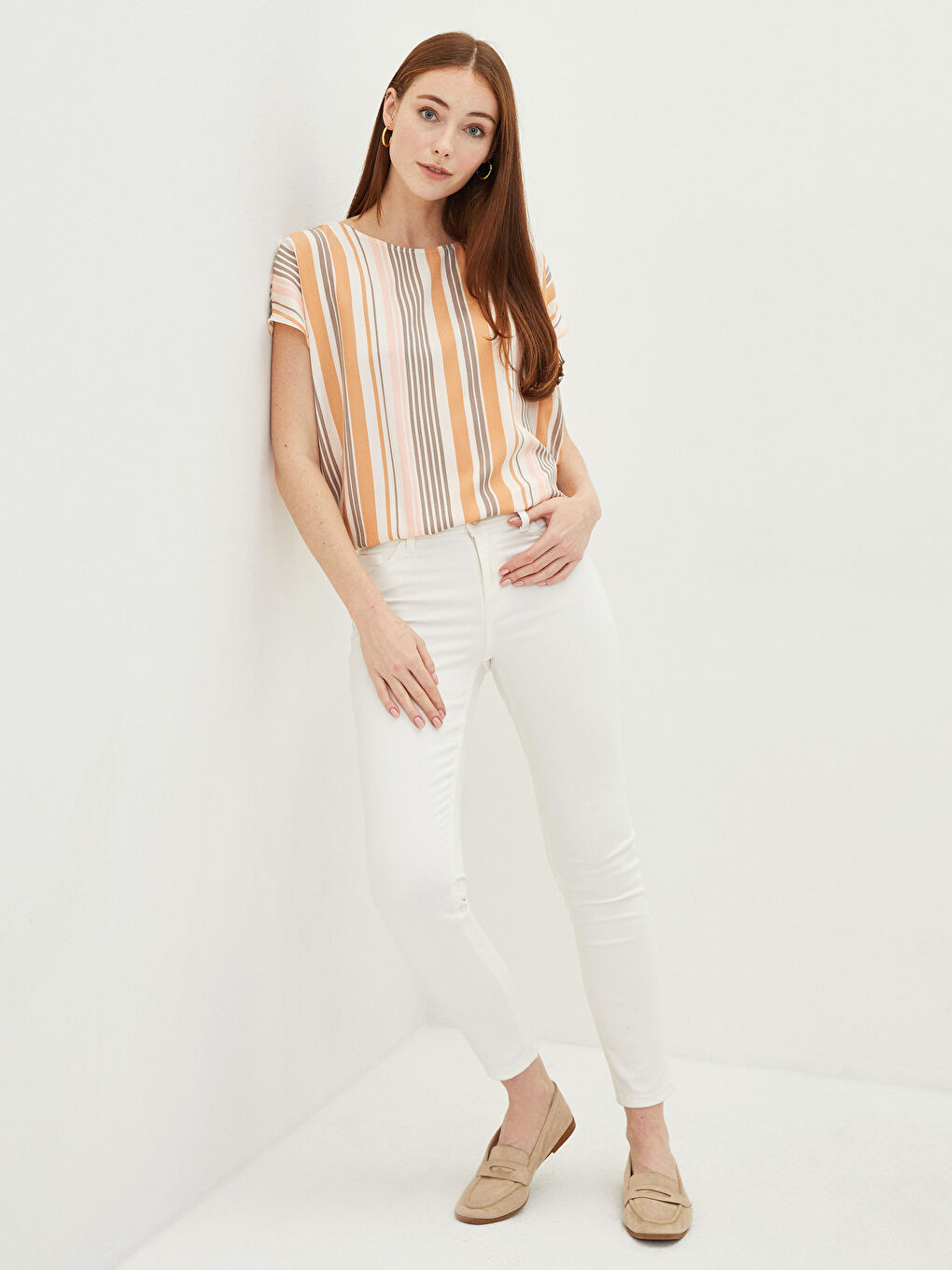 Kahverengi Bisiklet Yaka Çizgili Kısa Kollu Viskon Kadın Bluz-1