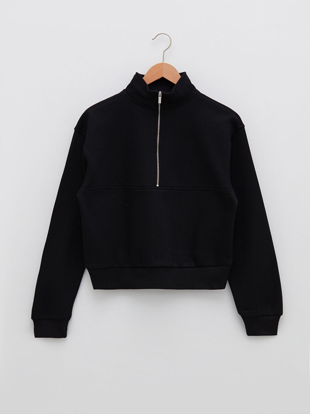 Siyah Dik Yaka Düz Uzun Kollu Kadın Sweatshirt-5