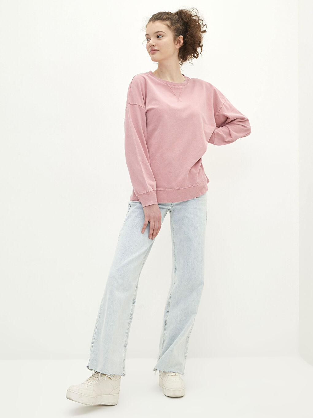 سويت شيرت كم طويل سادة بياقة دائرية للسيدات-2