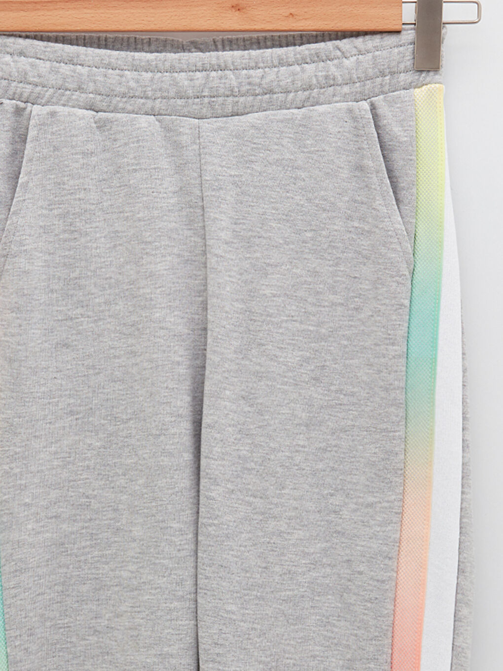 Women's Thick Sweatpants with Elastic Waistband and Stripe Detail -S2CA64Z8-LAL