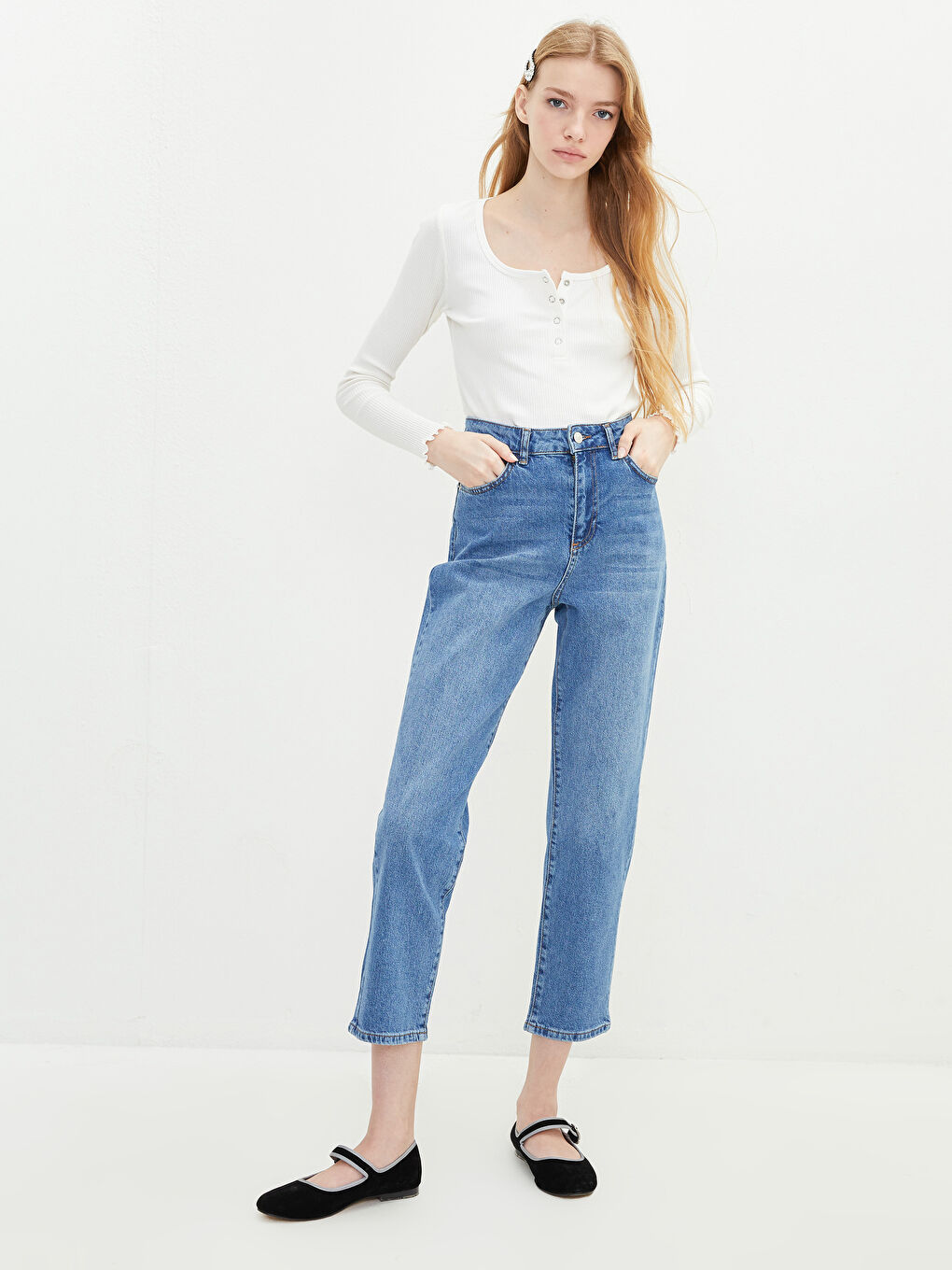 U Neck Straight Long Sleeve Women T-Shirt-3