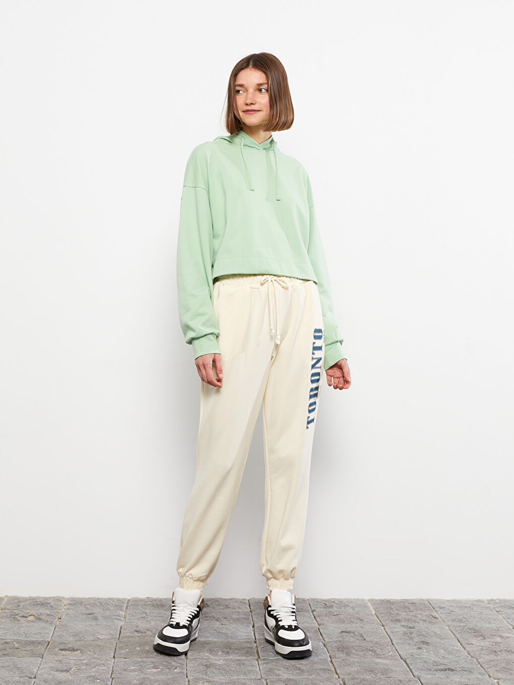 Elasticated Waist Printed Women's Jogger Sweatpants-1