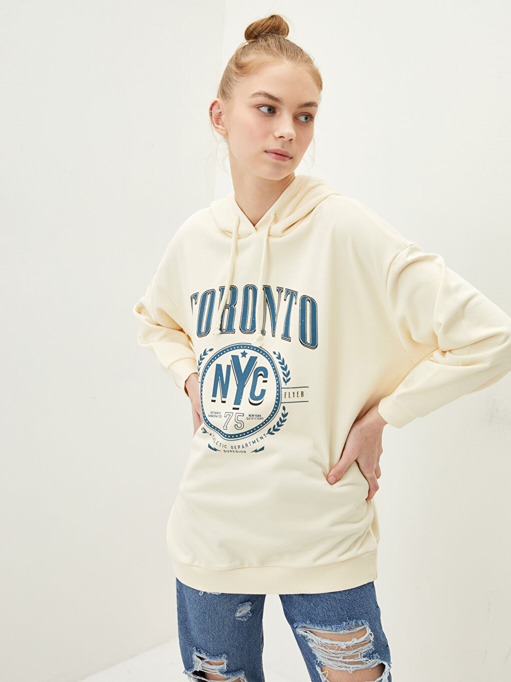 Bej Baskılı Uzun Kollu Kadın Hoodie-3