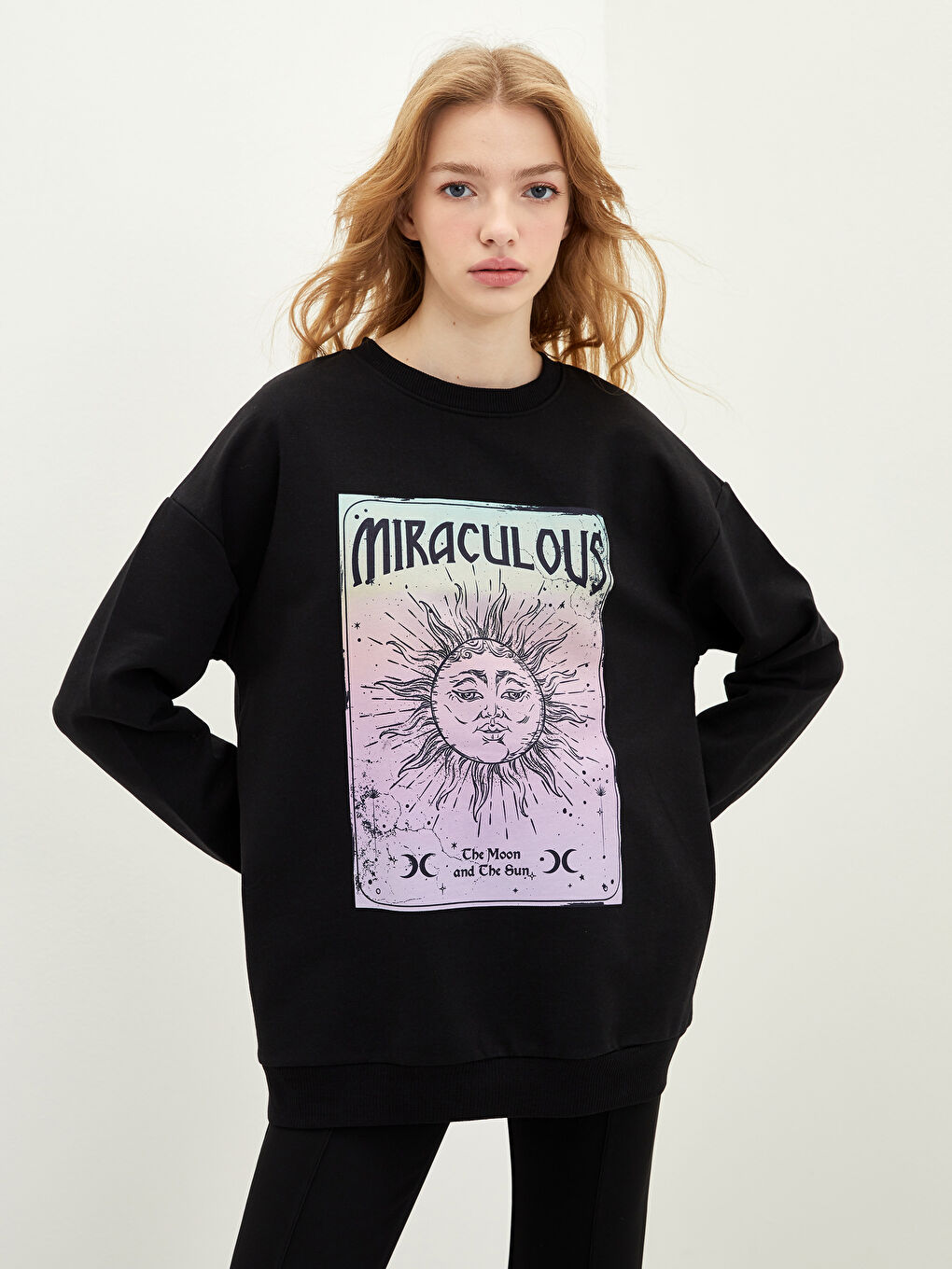 Crew Neck Printed Long Sleeve Women's Sweatshirt-1