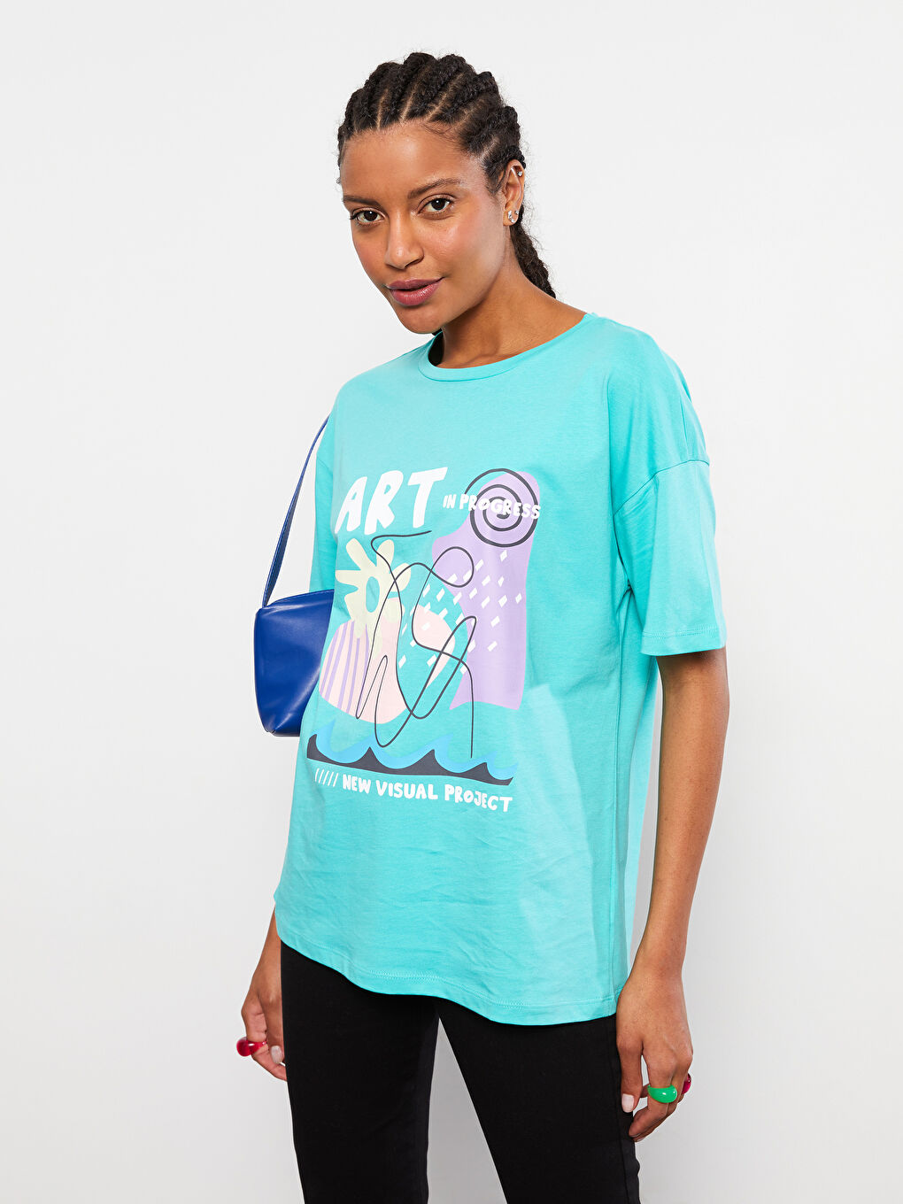 تيشيرت قطن كم قصير مطبوع بياقة دائرية للسيدات-2