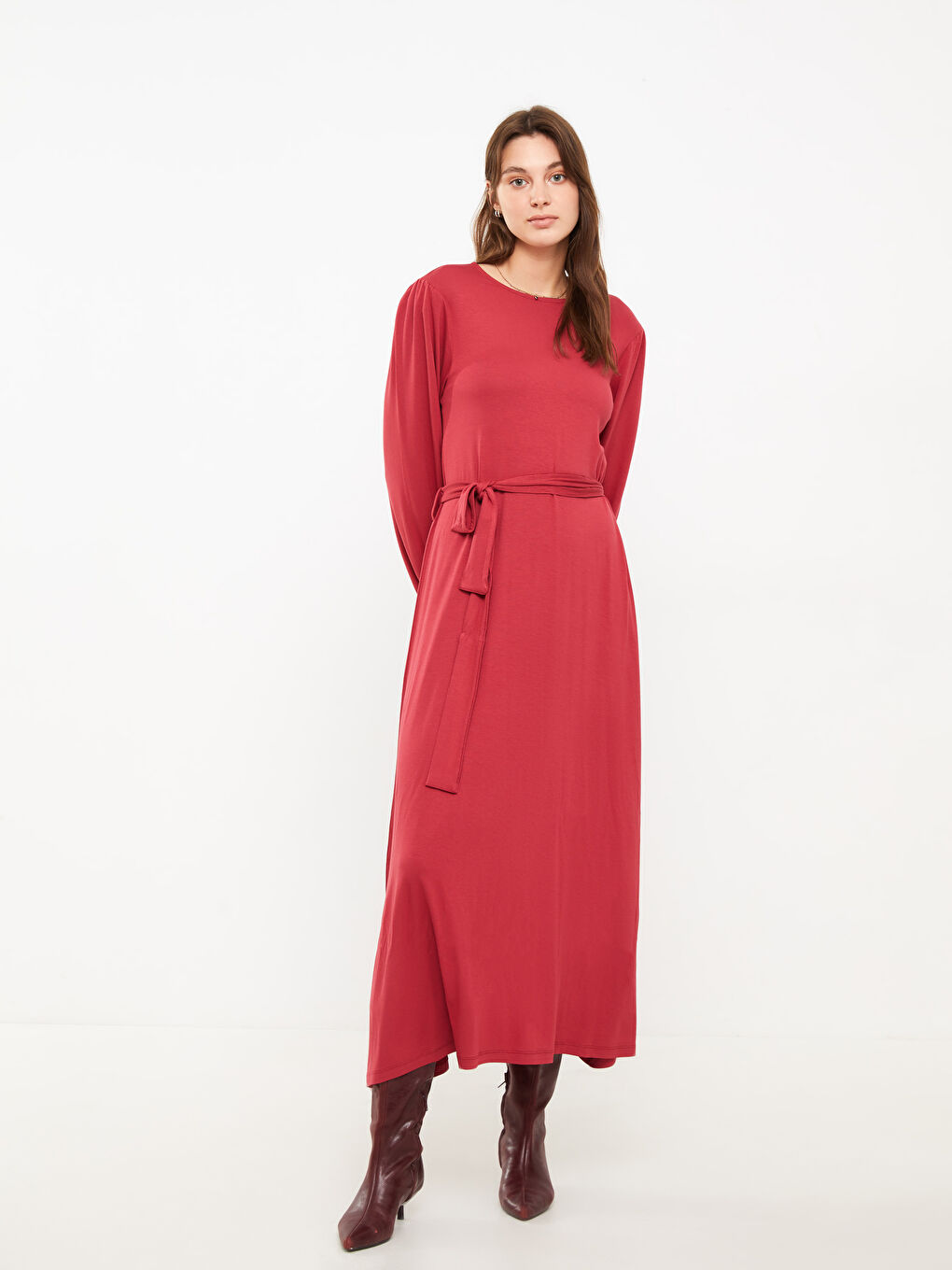 فستان كم طويل سادة بياقة دائرية للسيدات