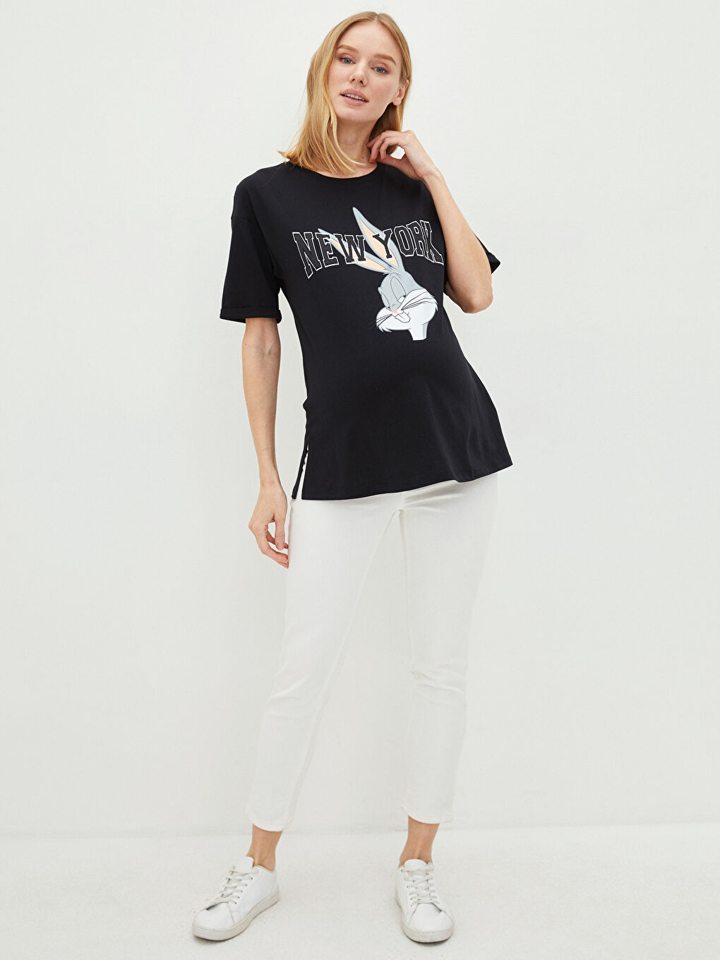 Crew Neck Bugs Bunny Printed Short Sleeve Cotton Maternity T-Shirt-1