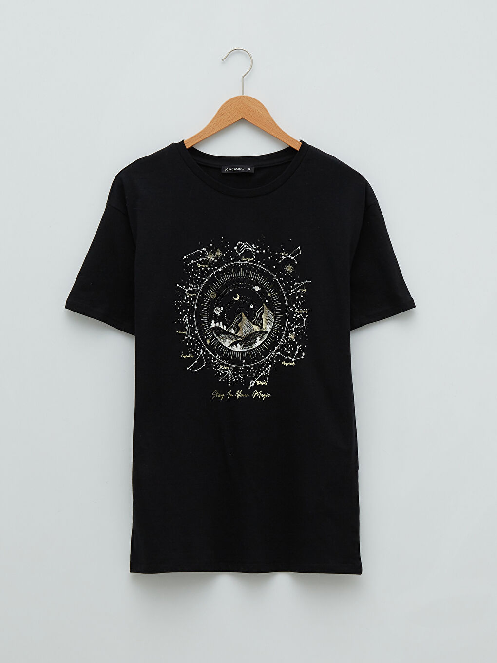 Siyah Bisiklet Yaka Baskılı Kısa Kollu Pamuklu Kadın Tişört-4