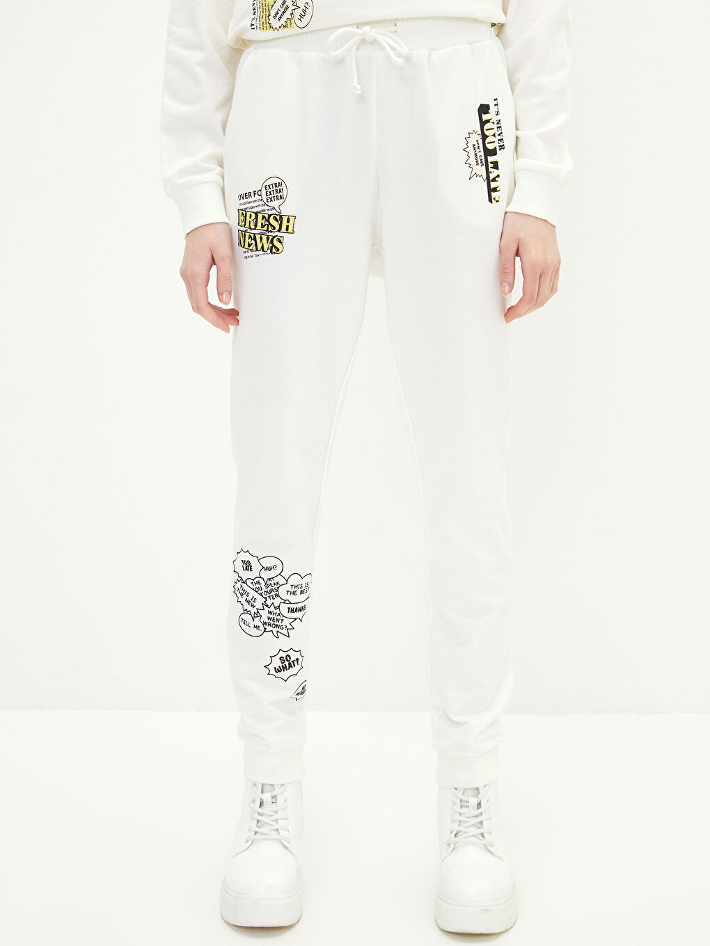 Ekru Beli Lastikli Baskılı Kadın Jogger Eşofman Altı-3