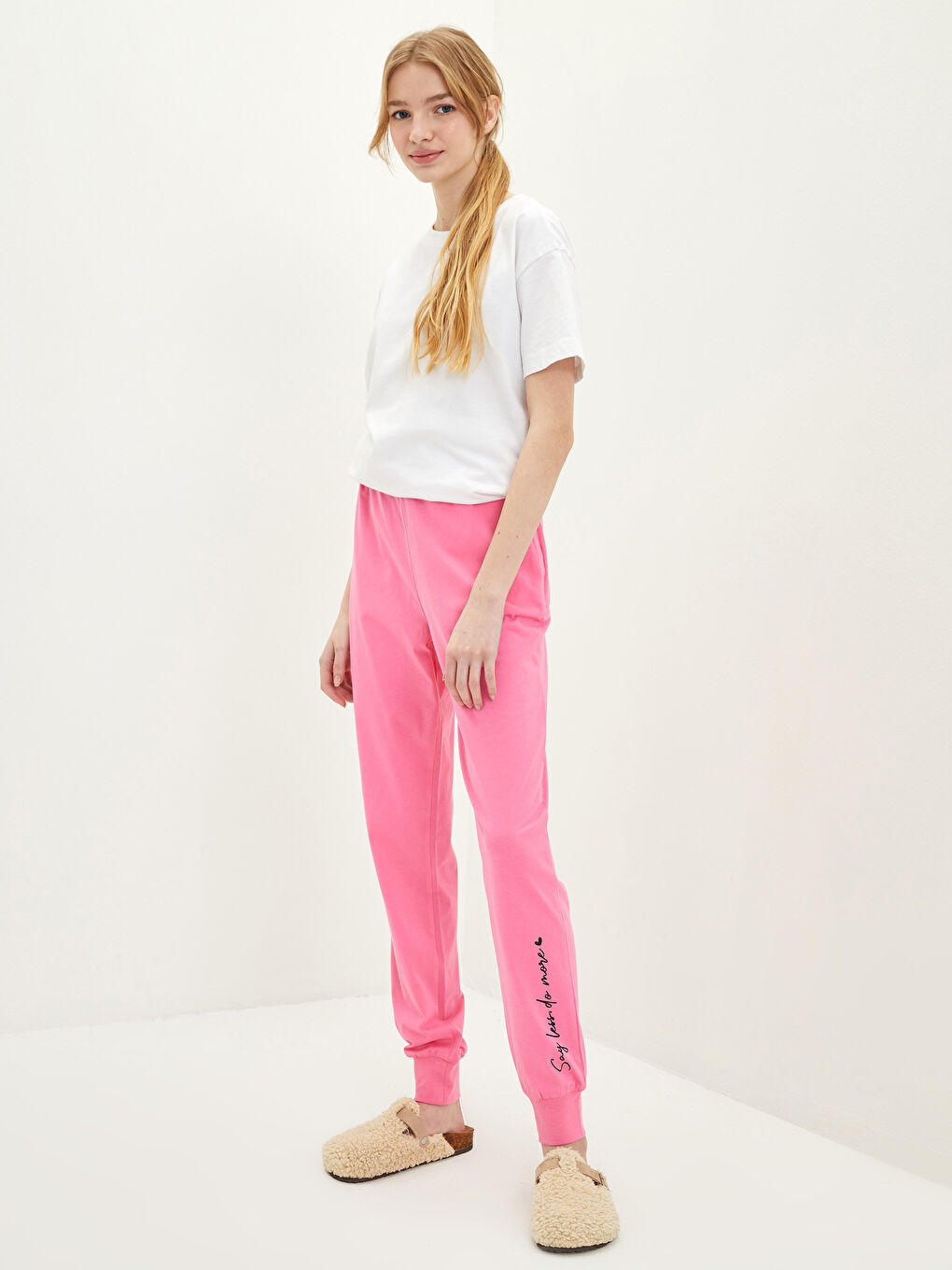 Pembe Beli Lastikli Baskılı Pamuklu Kadın Jogger Pijama Alt