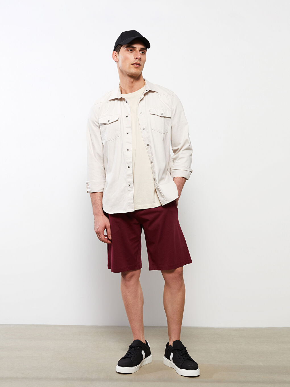 Ерлерге арналған стандартты өрнексіз трикотаж шолақ шалбар-1