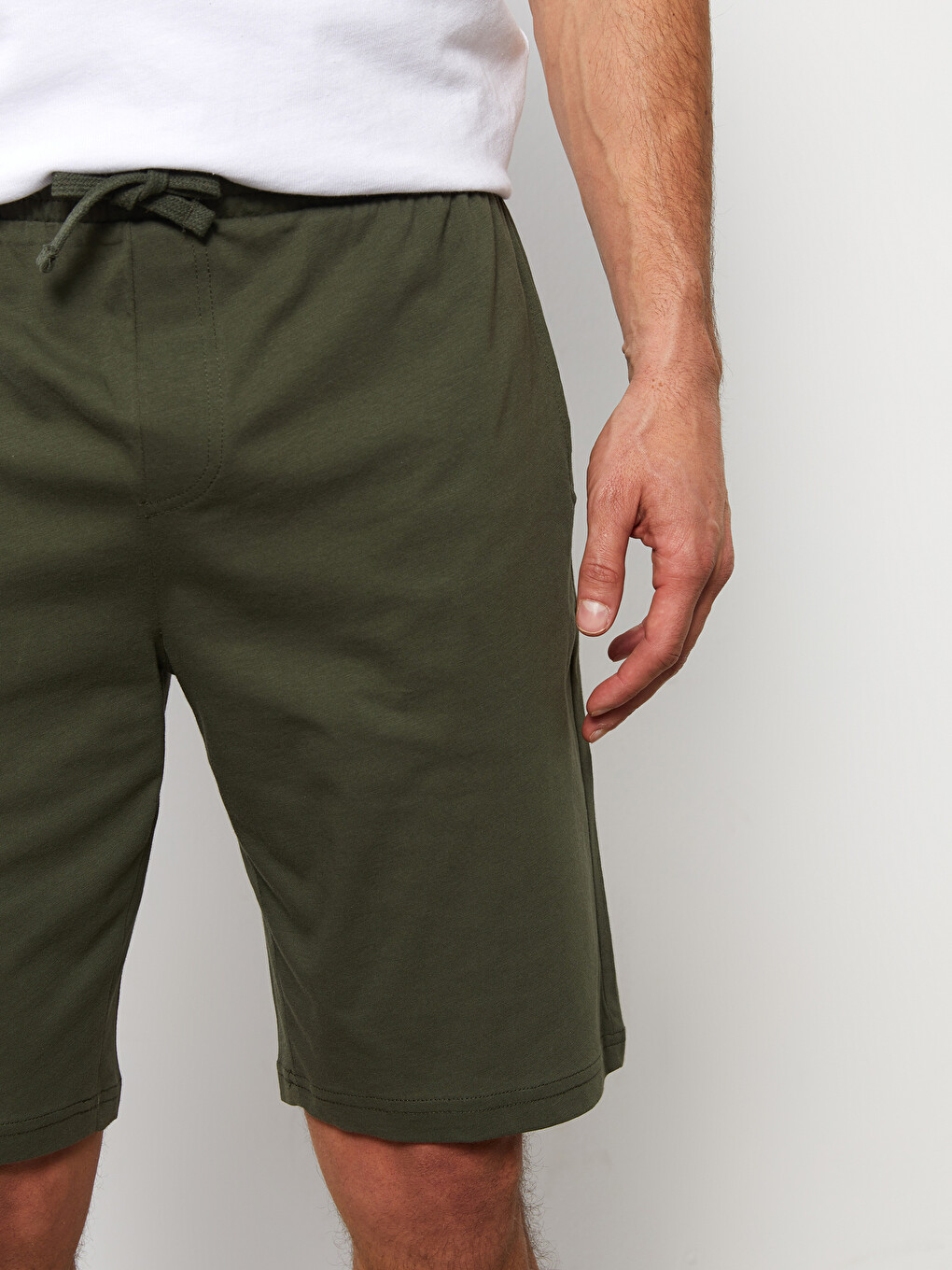 Standard Pattern Knitted Men's Shorts-3