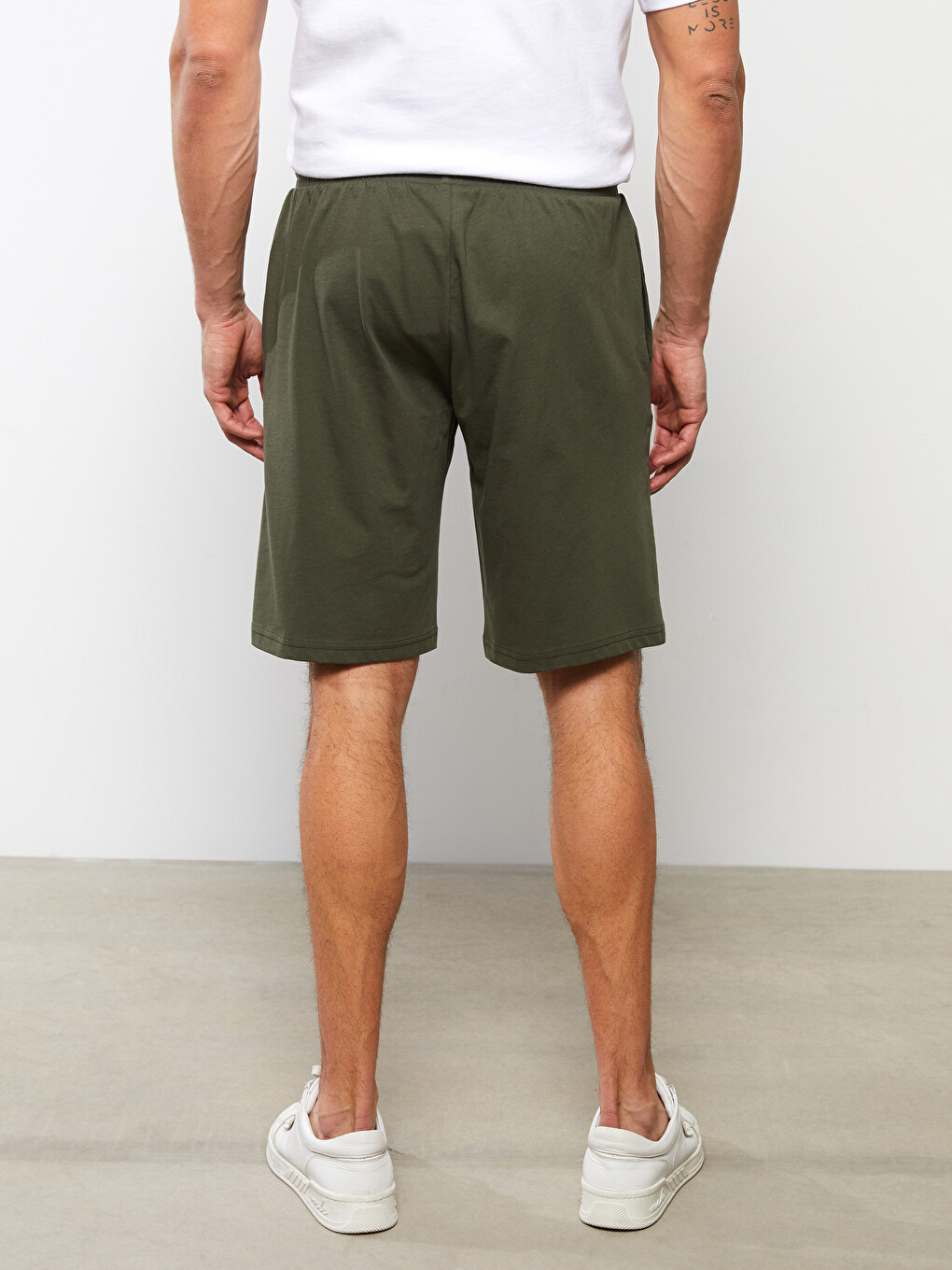 Standard Pattern Knitted Men's Shorts-4