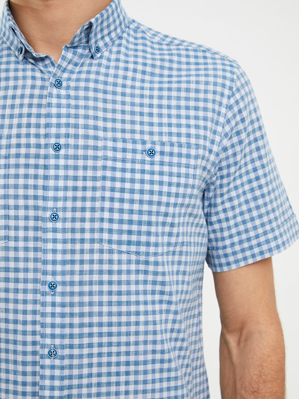 قميص بوبلين كاروهات كم قصير بقصة عادية للرجال-3