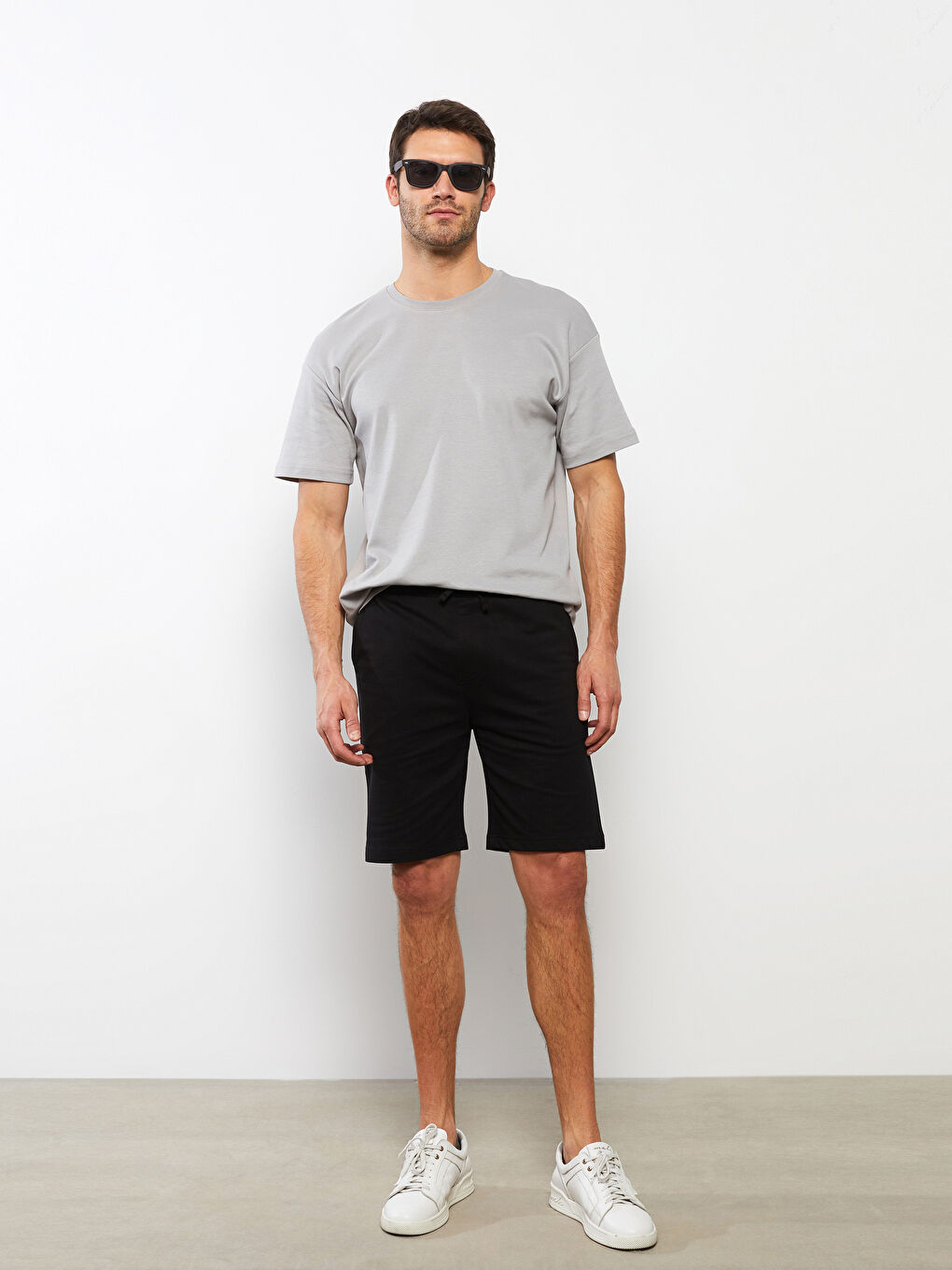 Regular Fit Men's Shorts with Elastic Waist -S2CD35Z8-CVL