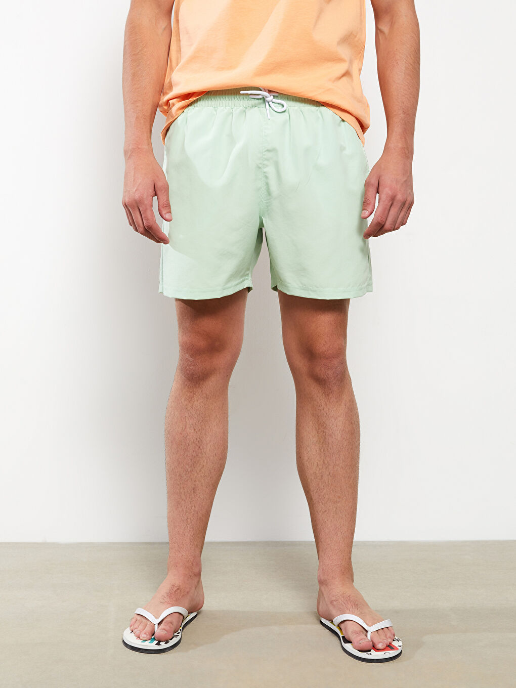 LCW SWIMWEAR Short Length Basic Men's Swimming Shorts -S2CD75Z8-PZX