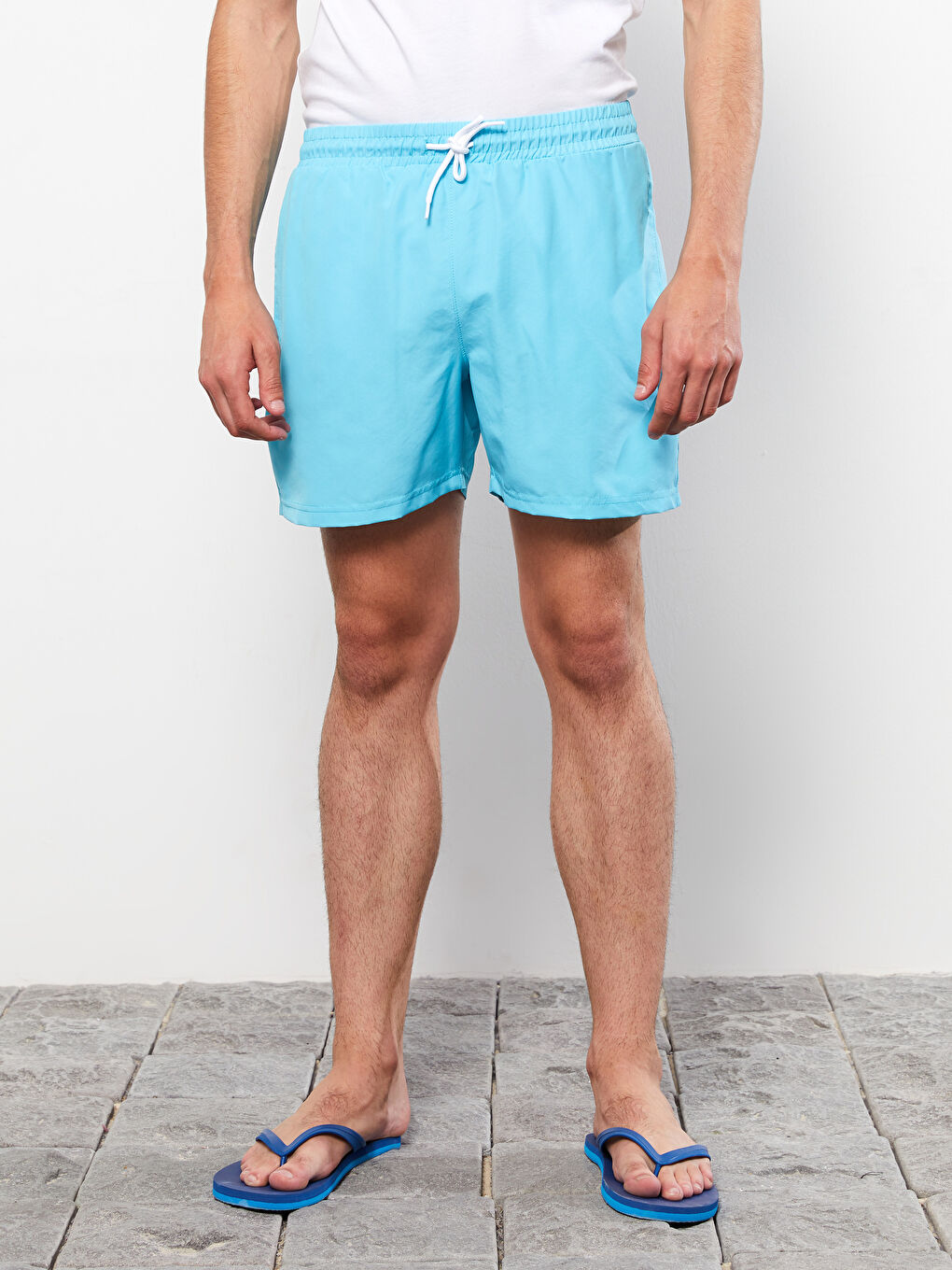 شۆرتی مەلەکردنی کورت ئاسایی بۆ پیاوان-2