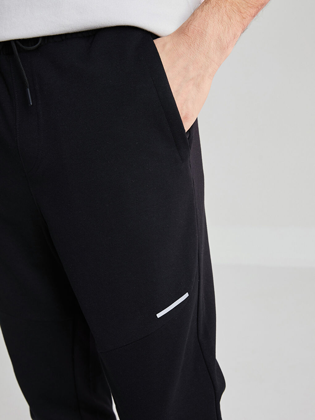 بنطلون رياضي رفيع للرجال-2