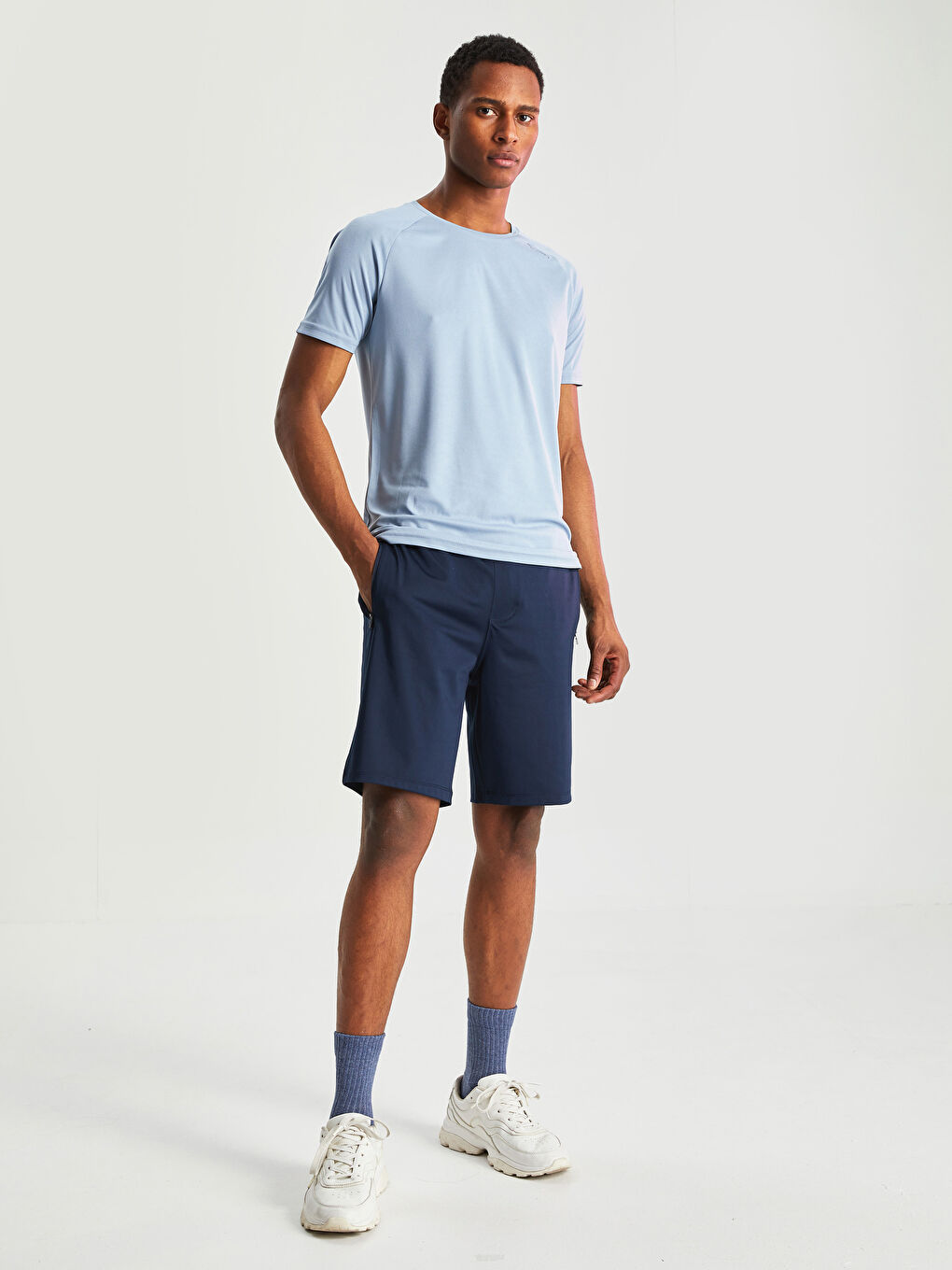 شورت رياضي عادي للرجال-1