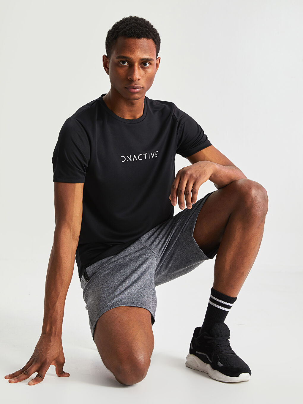 Gri Standart Kalıp Erkek Spor Şort