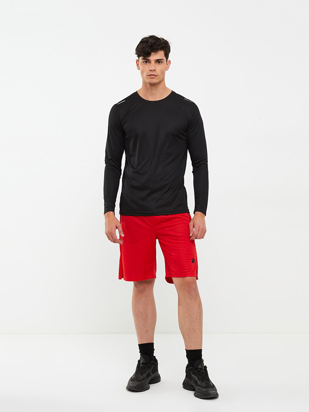 Siyah Bisiklet Yaka Uzun Kollu Erkek Spor Tişört-1