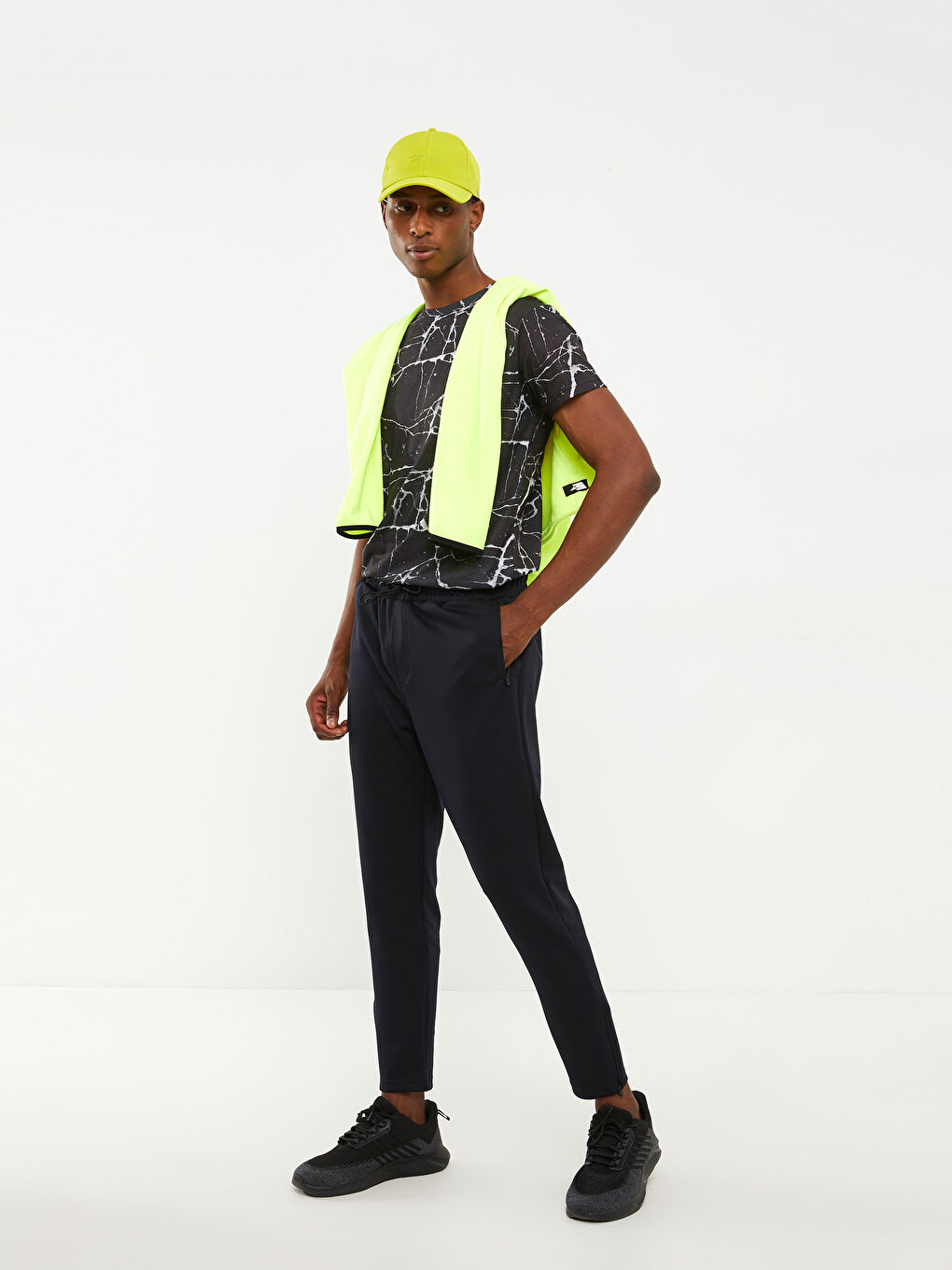 Pantalon de survêtement pour Hommes Coupe Régulière-1