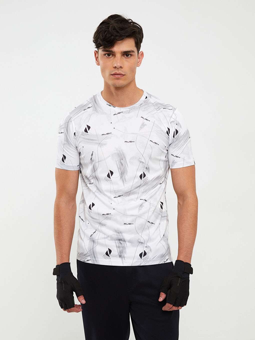 Beyaz Bisiklet Yaka Kısa Kollu Baskılı Erkek Spor Tişört-1