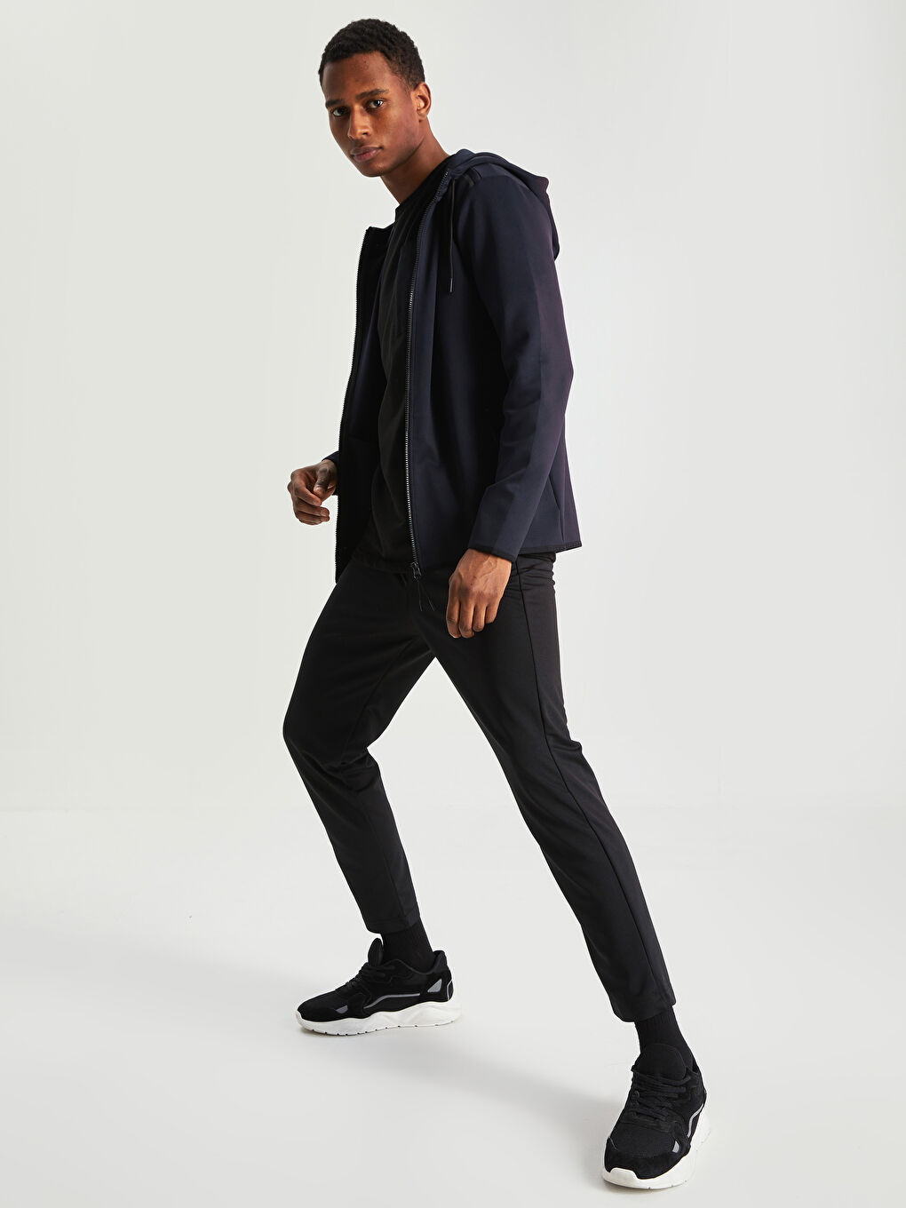 Siyah Slim Fit Erkek Spor Eşofman Altı-1