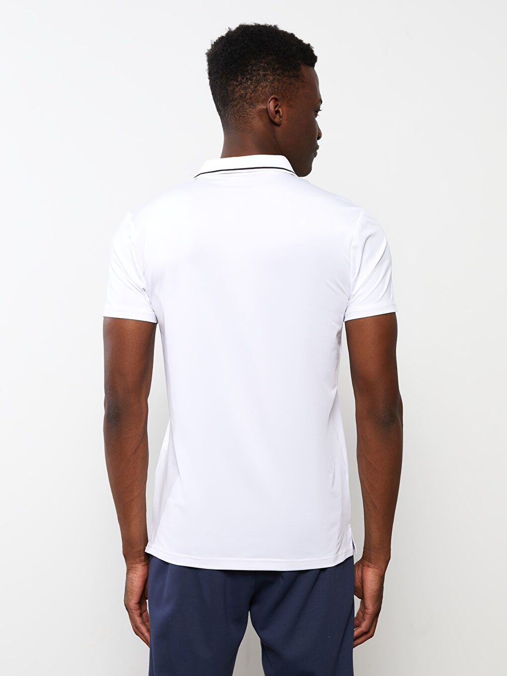Beyaz Polo Yaka Kısa Kollu Erkek Spor Tişört-4