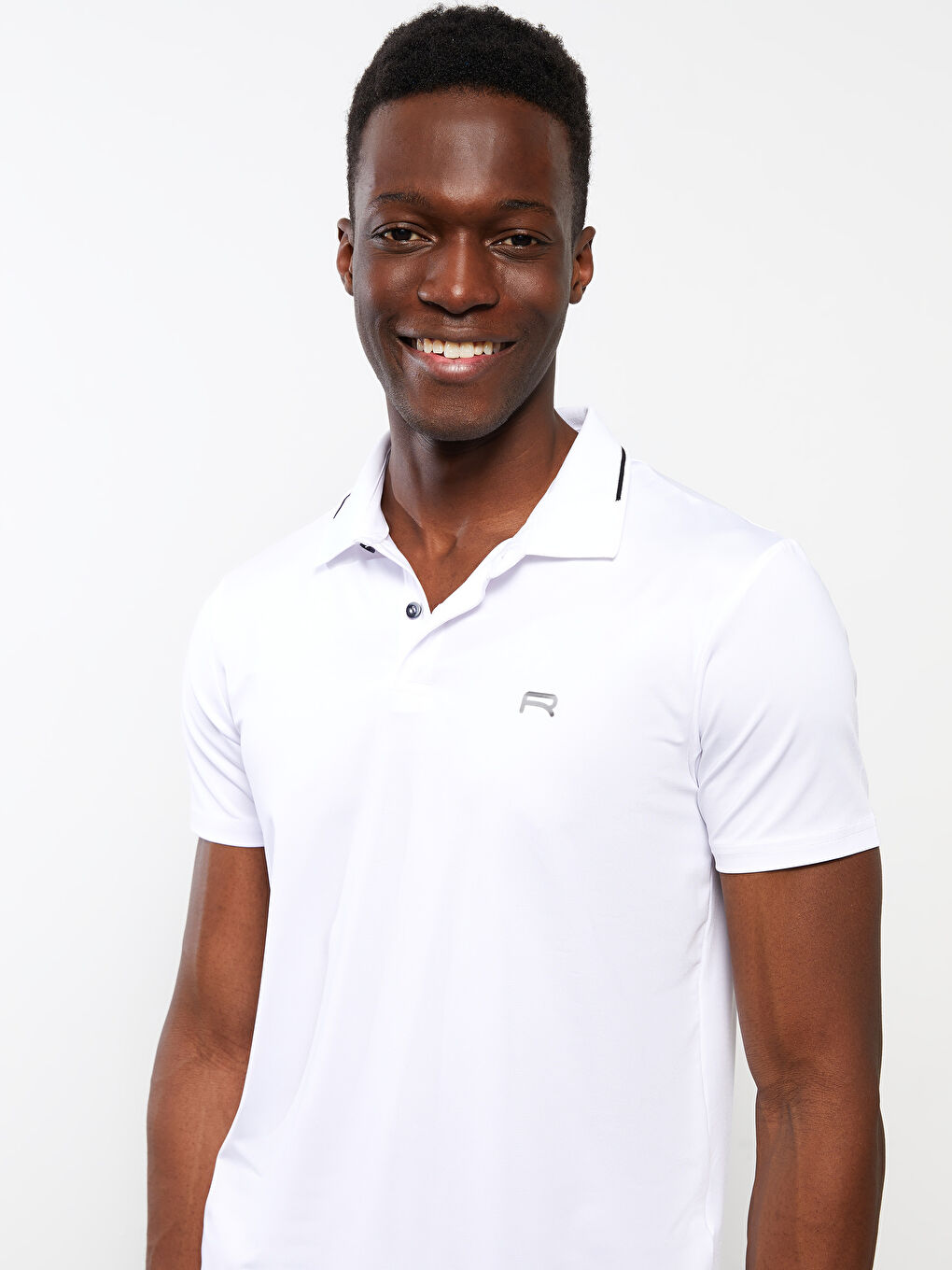 Beyaz Polo Yaka Kısa Kollu Erkek Spor Tişört