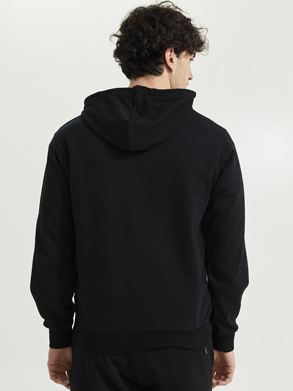 Siyah Uzun Kollu Erkek Hoodie-4