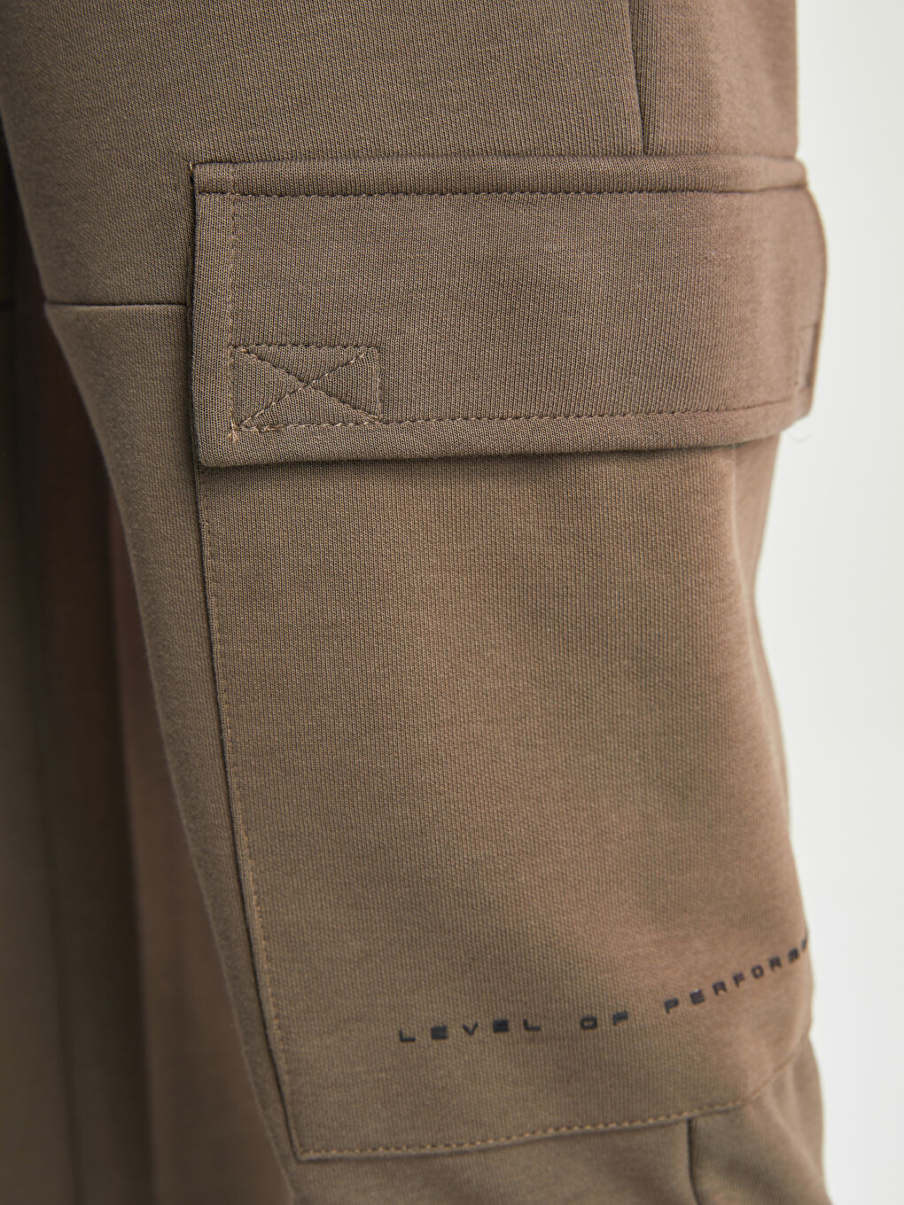 بنطلون رياضي رفيع للرجال-2