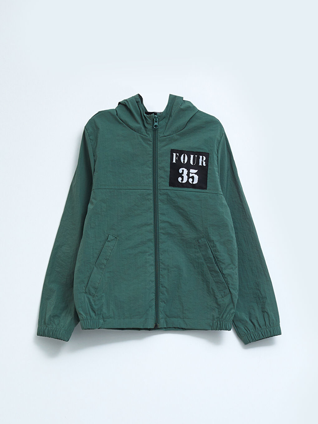 Yeşil Kapüşonlu Baskılı Erkek Çocuk Yağmurluk