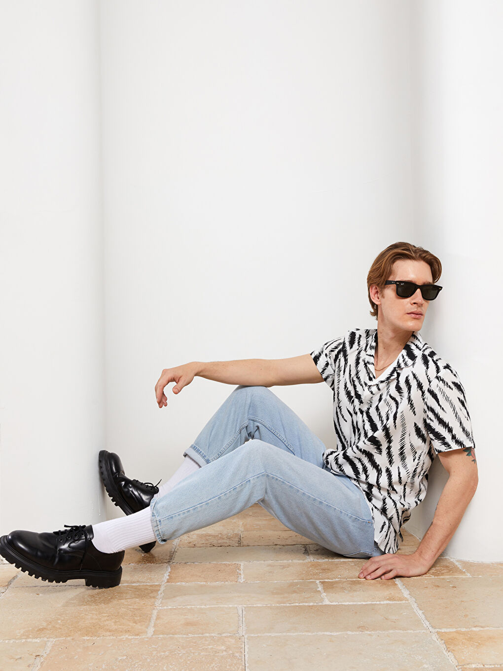 Beyaz Regular Fit Kısa Kollu Viskon Erkek Gömlek-1