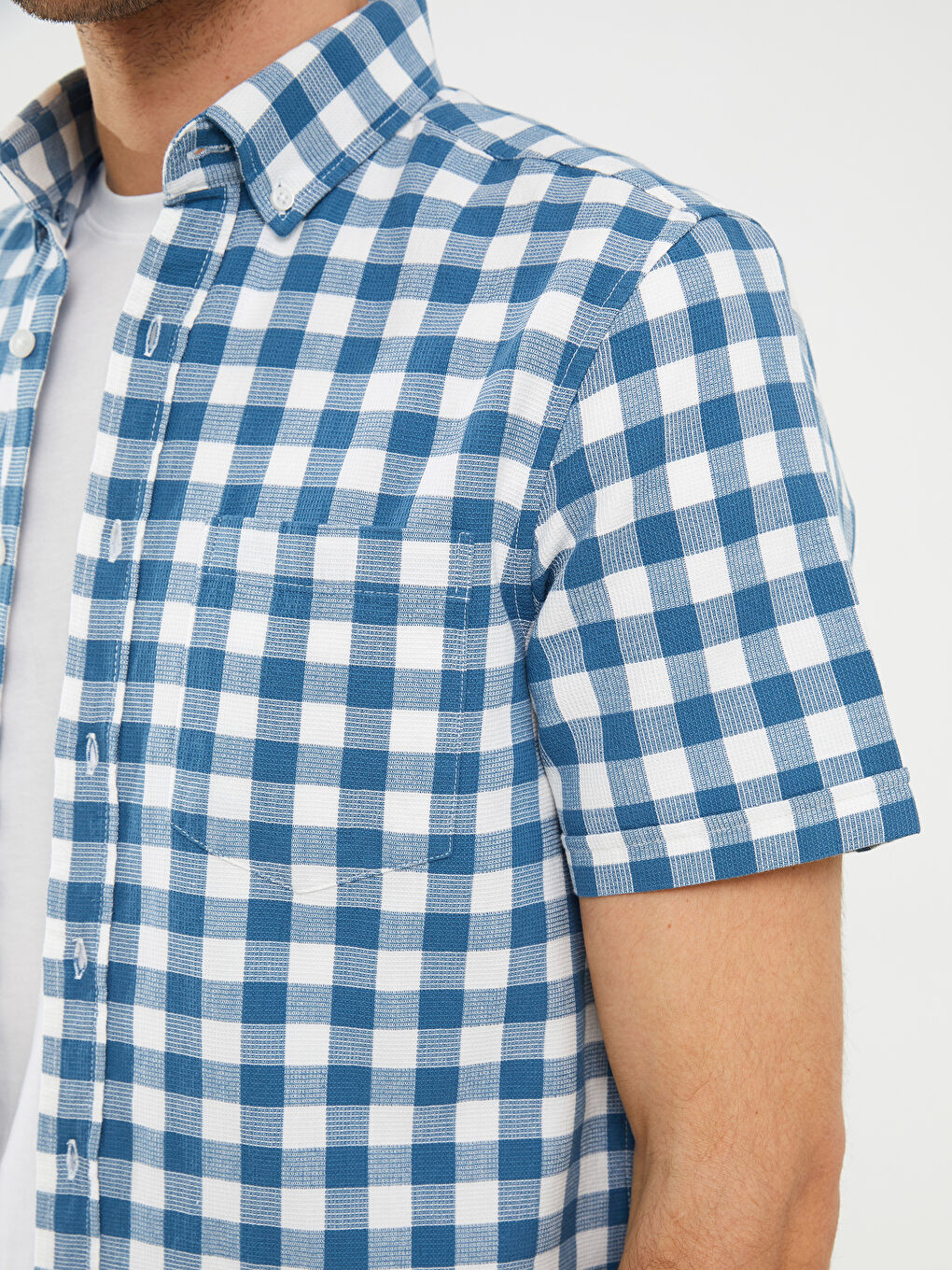 LCWAIKIKI Classic Regular Fit Short Sleeve Plaid Men's Shirt -S2CF84Z8-LNK