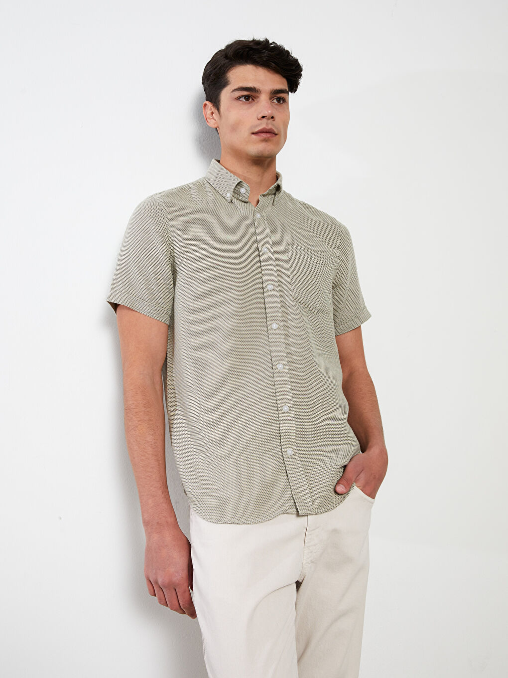 Haki Regular Fit Kısa Kollu Armürlü Erkek Gömlek