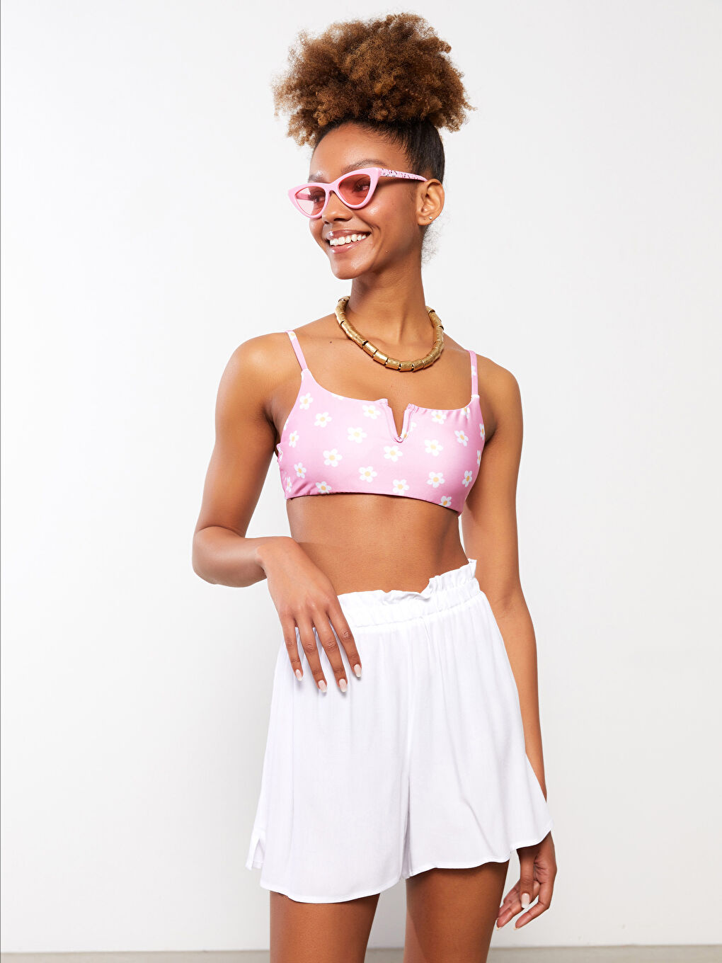 Beyaz Beli Lastikli Düz Viskon Kadın Deniz Şortu-2