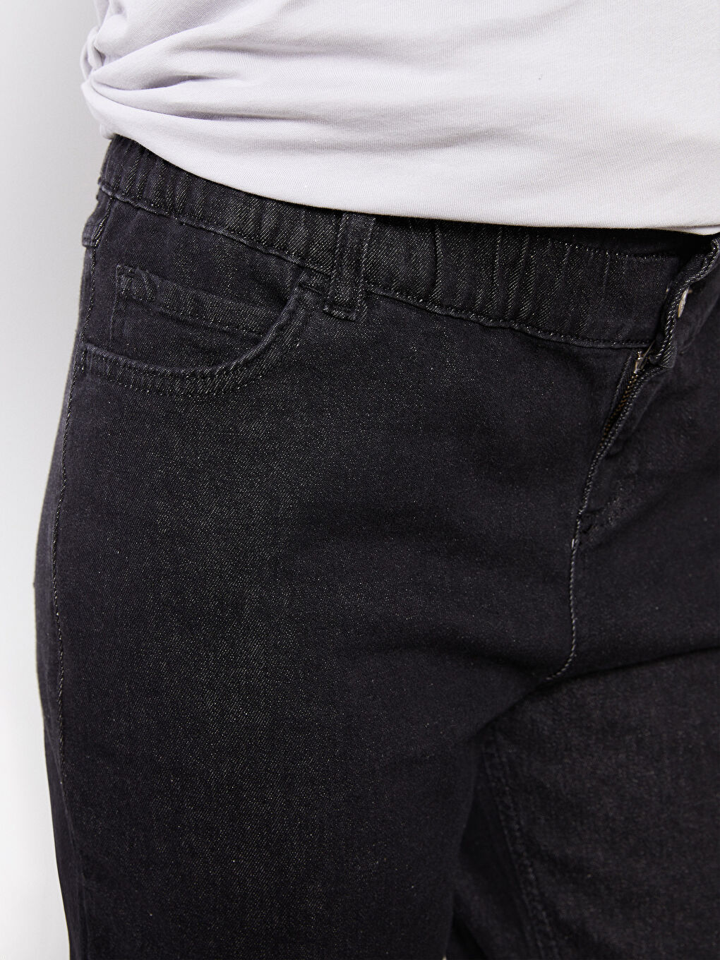 Siyah Beli Lastikli Rahat Kalıp Cep Detaylı Hamile Jean Pantolon-5