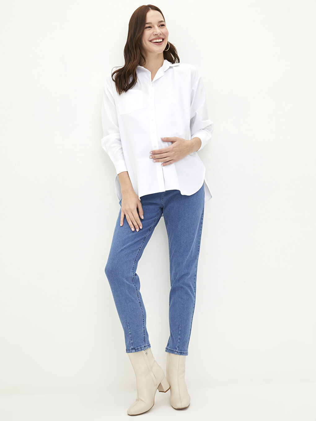 İndigo Beli Lastikli Rahat Kalıp Cep Detaylı Hamile Jean Pantolon-1