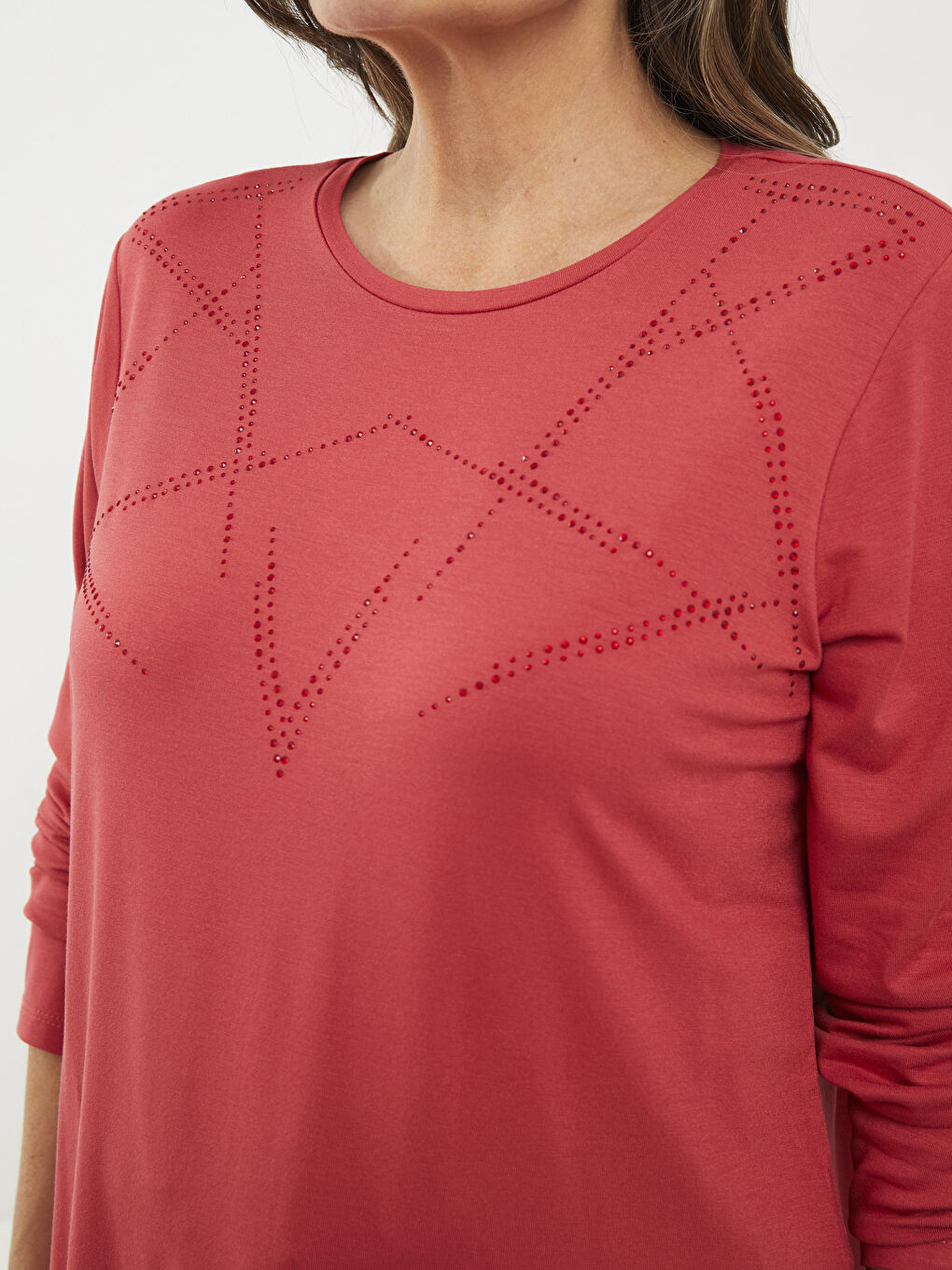 Kırmızı Bisiklet Yaka Parlak Taşlı Uzun Kollu Kadın Tişört-4