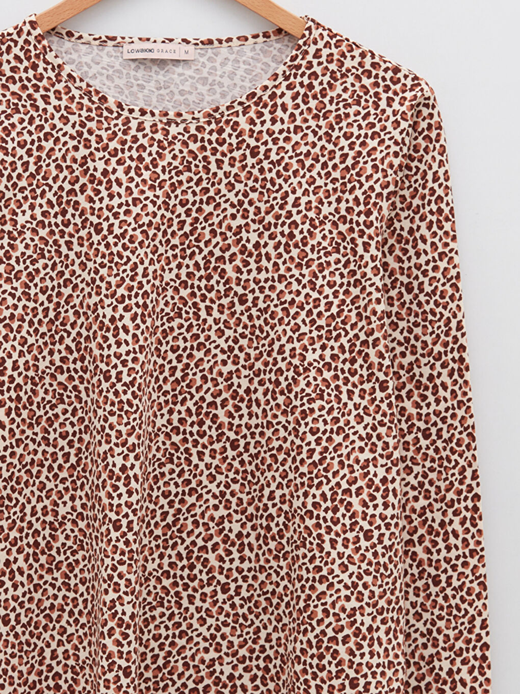 Bej Bisiklet Yaka Desenli Uzun Kollu Pamuklu Kadın Tişört-7