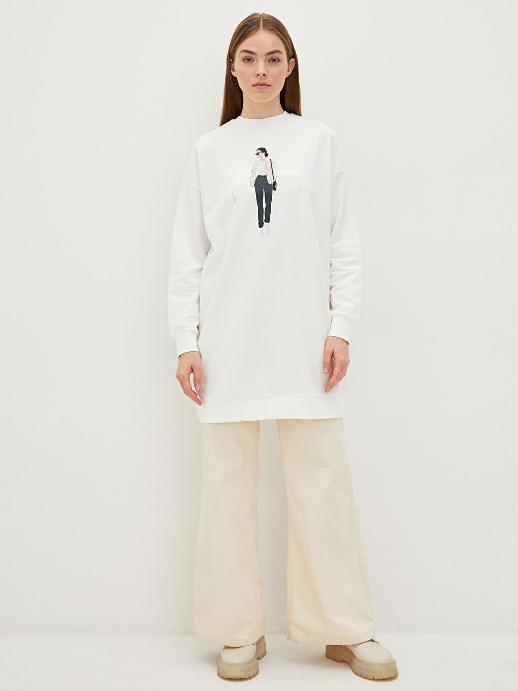 تونيك سويتشيرت واسع كم طويل مطبوع بياقة دائرية للسيدات