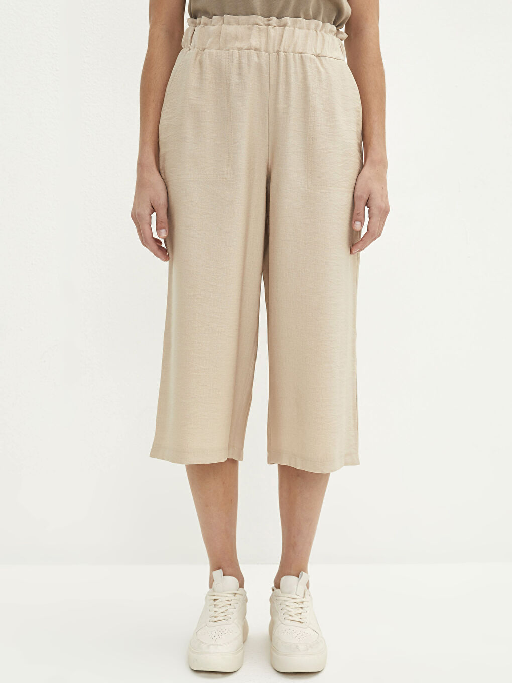 Women Flat Capri With Elastic Waist -S2CI50Z8-FFG