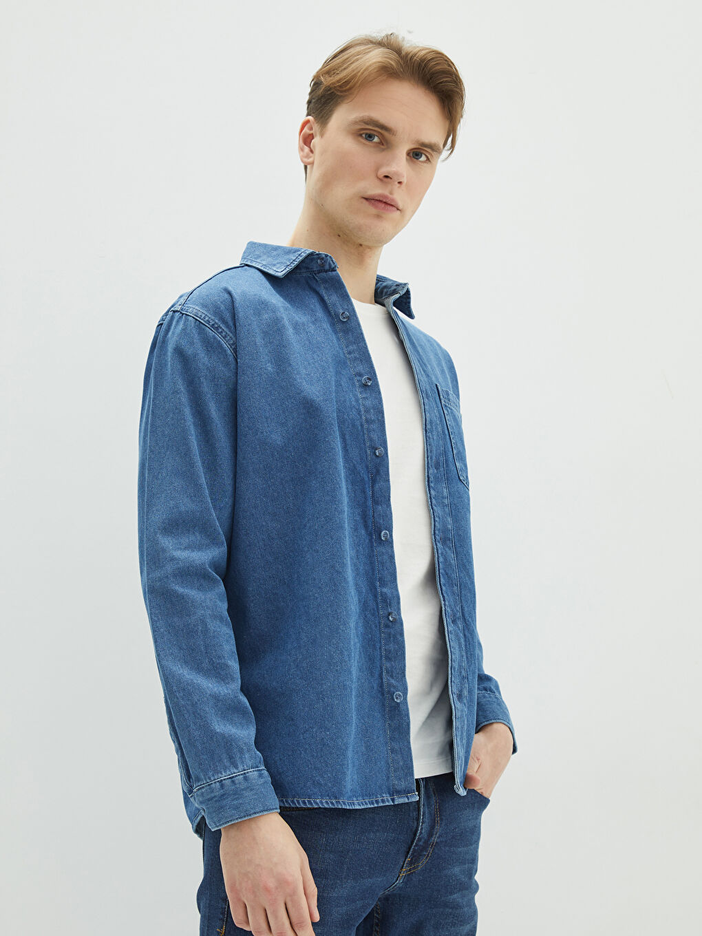 İndigo Rahat Kalıp Uzun Kollu Erkek Jean Gömlek